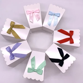 6 renkler Mini Kağıt Patlamış Mısır Kutuları Yay Pop İyilik Kutusu Bebek Duş Doğum Günü Partisi Tedavi İyilik Masa Malzemeleri 0