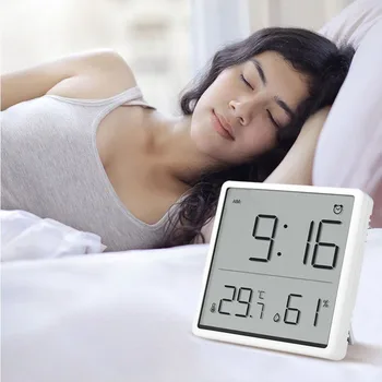Ev çalar saat Büyük Ekran Sıcaklık Nem Yatak Odası Sessiz LCD Elektronik Saat Dijital Masa Saati Koltuk Saati