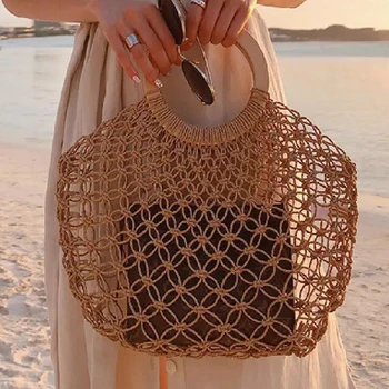 Içi boş Dokuma Hasır Çanta Moda Örgü Kadın Çanta Yaz Ahşap Saplı Plaj Çantaları Kadınlar için 2021 Markalar Bali Seyahat Debriyaj Çanta
