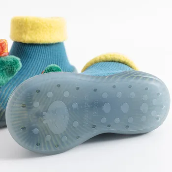 Çocuk kat çorap, bebek yürümeye başlayan çorap, sonbahar ve kış bebek Noel kalınlaşma kapalı kaymaz yumuşak taban ayakkabı 2