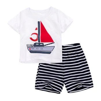 2021 Yaz Yeni Moda Yürümeye Başlayan Çocuk Giysileri Rahat Pamuk Yelkenli Baskı Çocuk Seti Beyaz T Shirt + Çizgili Şort 20719 0